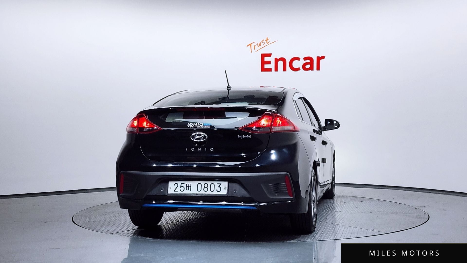 Hyundai Ioniq 2017 — миниатюра 4