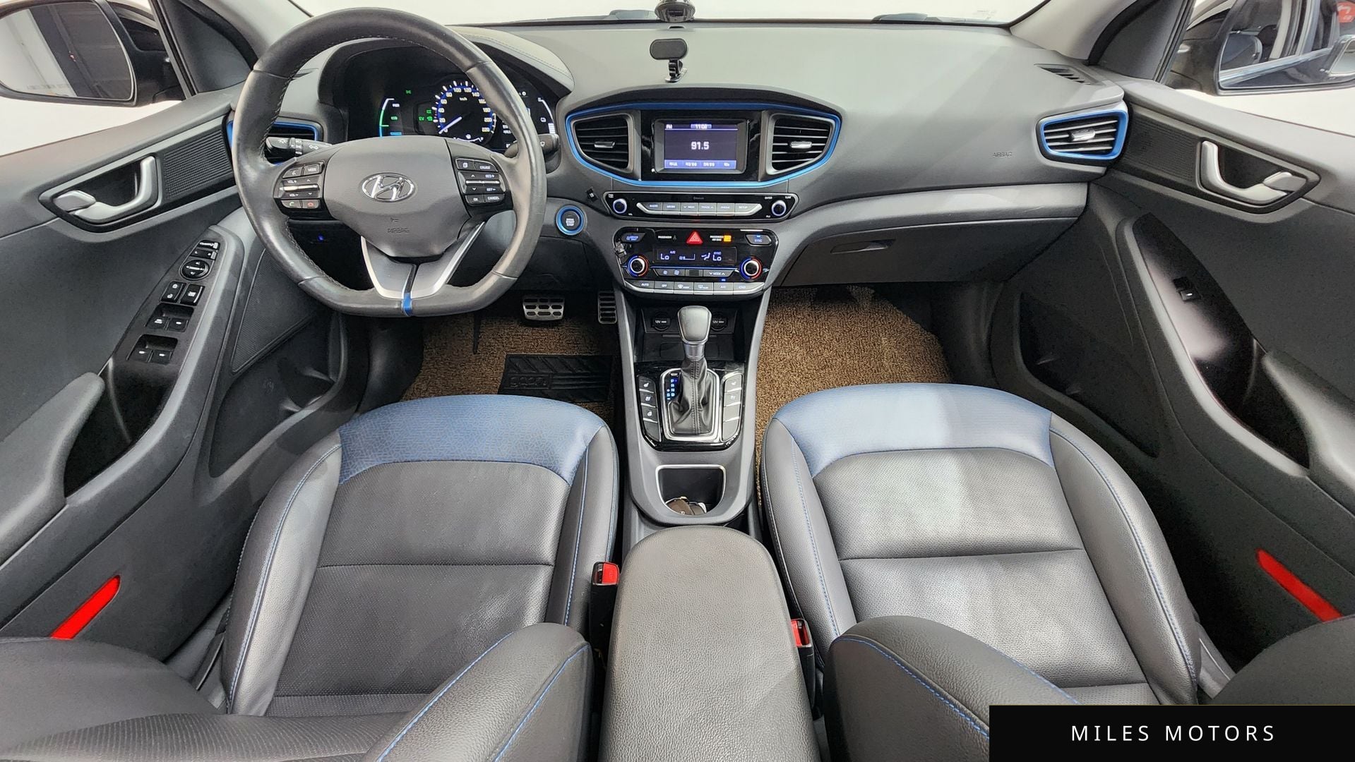 Hyundai Ioniq 2017 — миниатюра 10