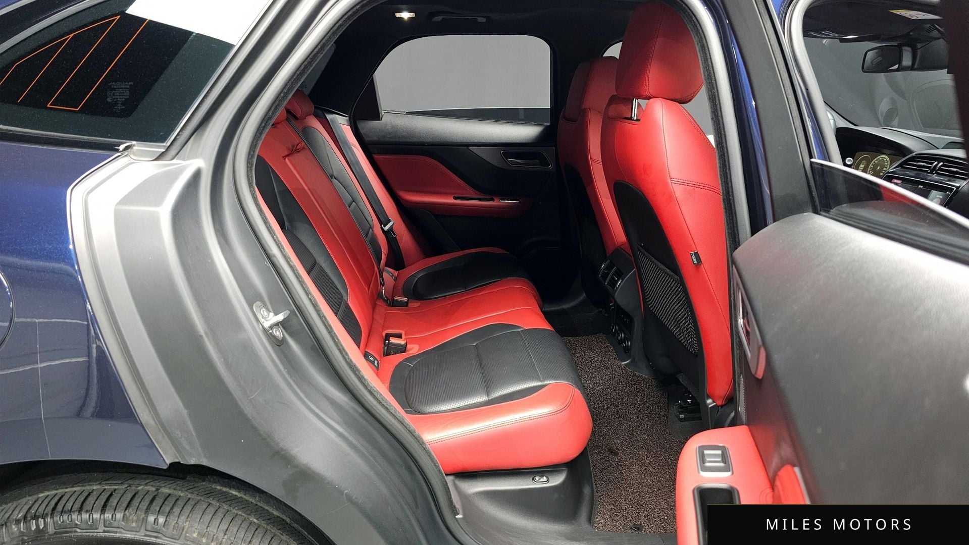 Jaguar F-PACE 2018 — миниатюра 11