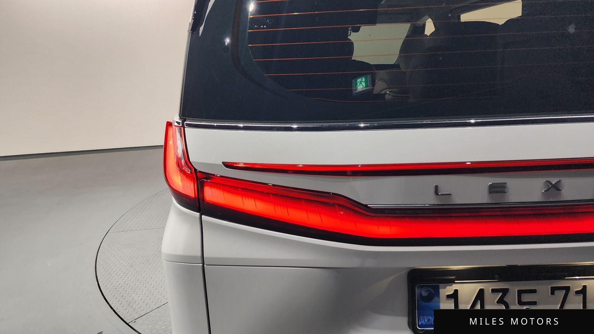 Лексус LM 2025 — миниатюра 9