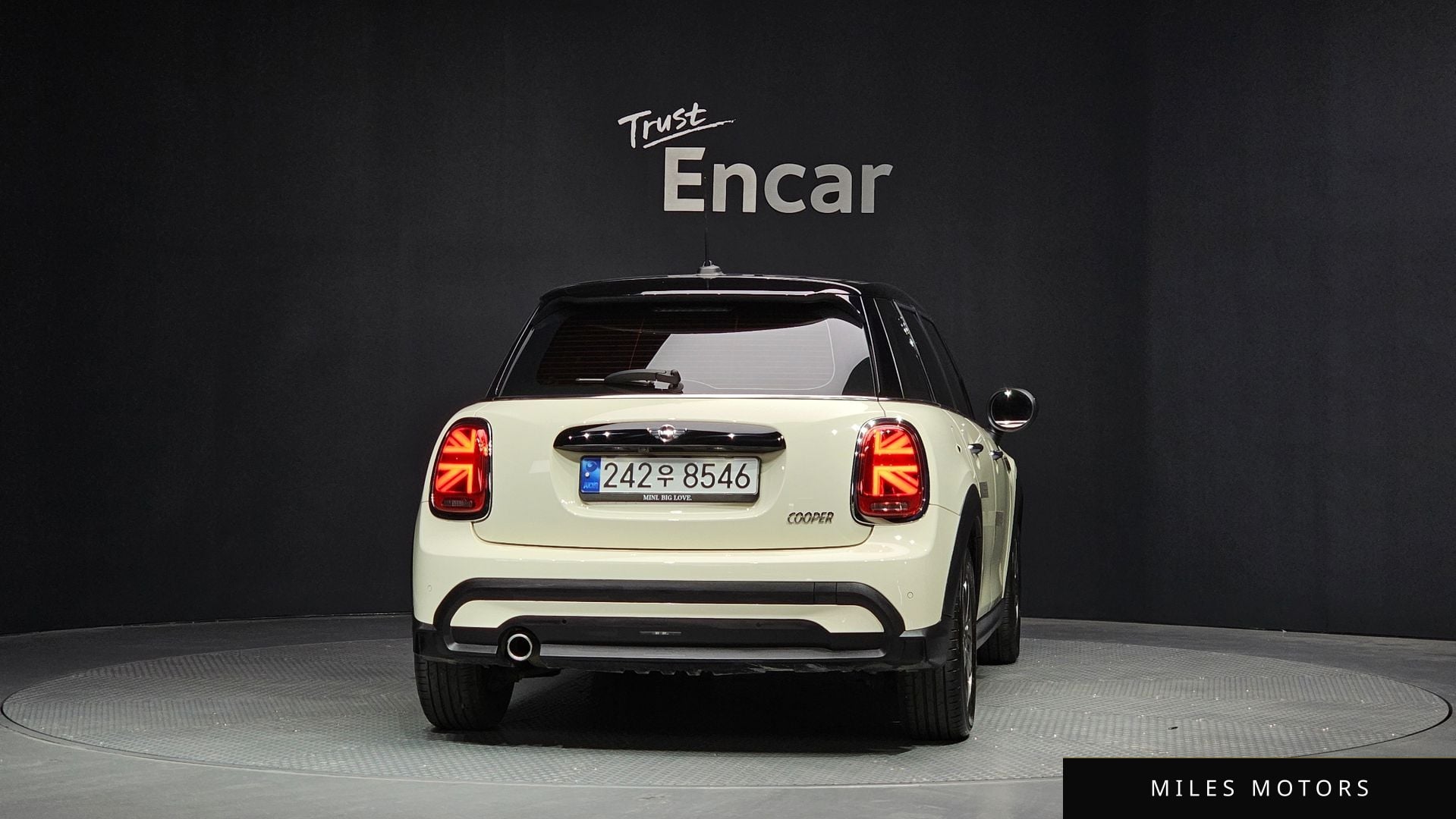 MINI Cooper 2023 — миниатюра 4