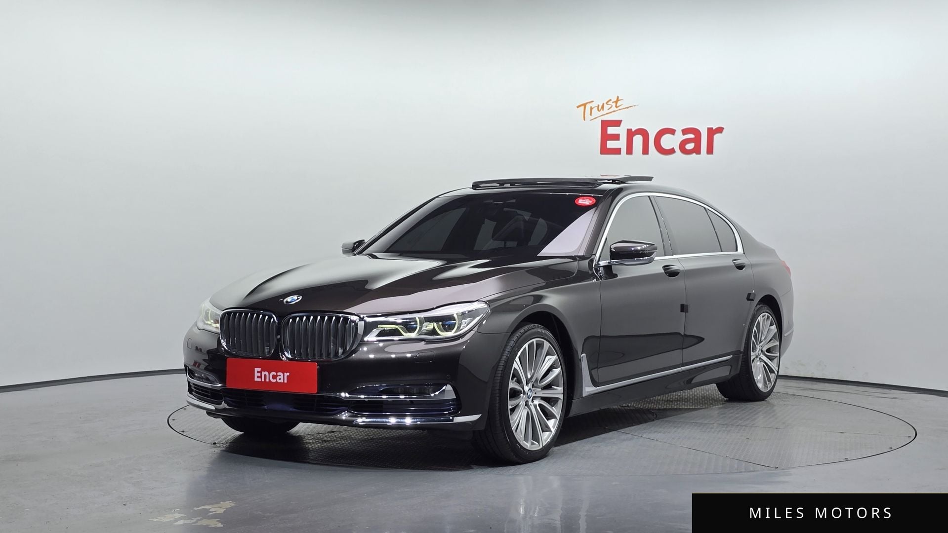 BMW 7 Series (G11) 2016 — фото 1 из 12