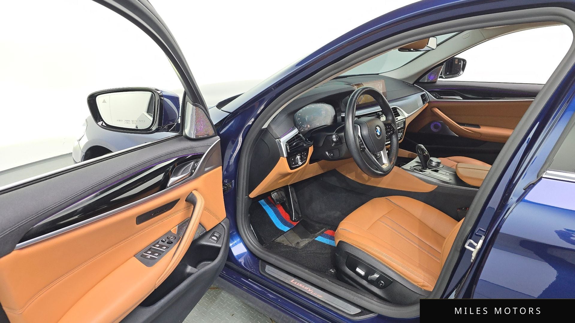 BMW 5 Series (G30) 2020 — миниатюра 10