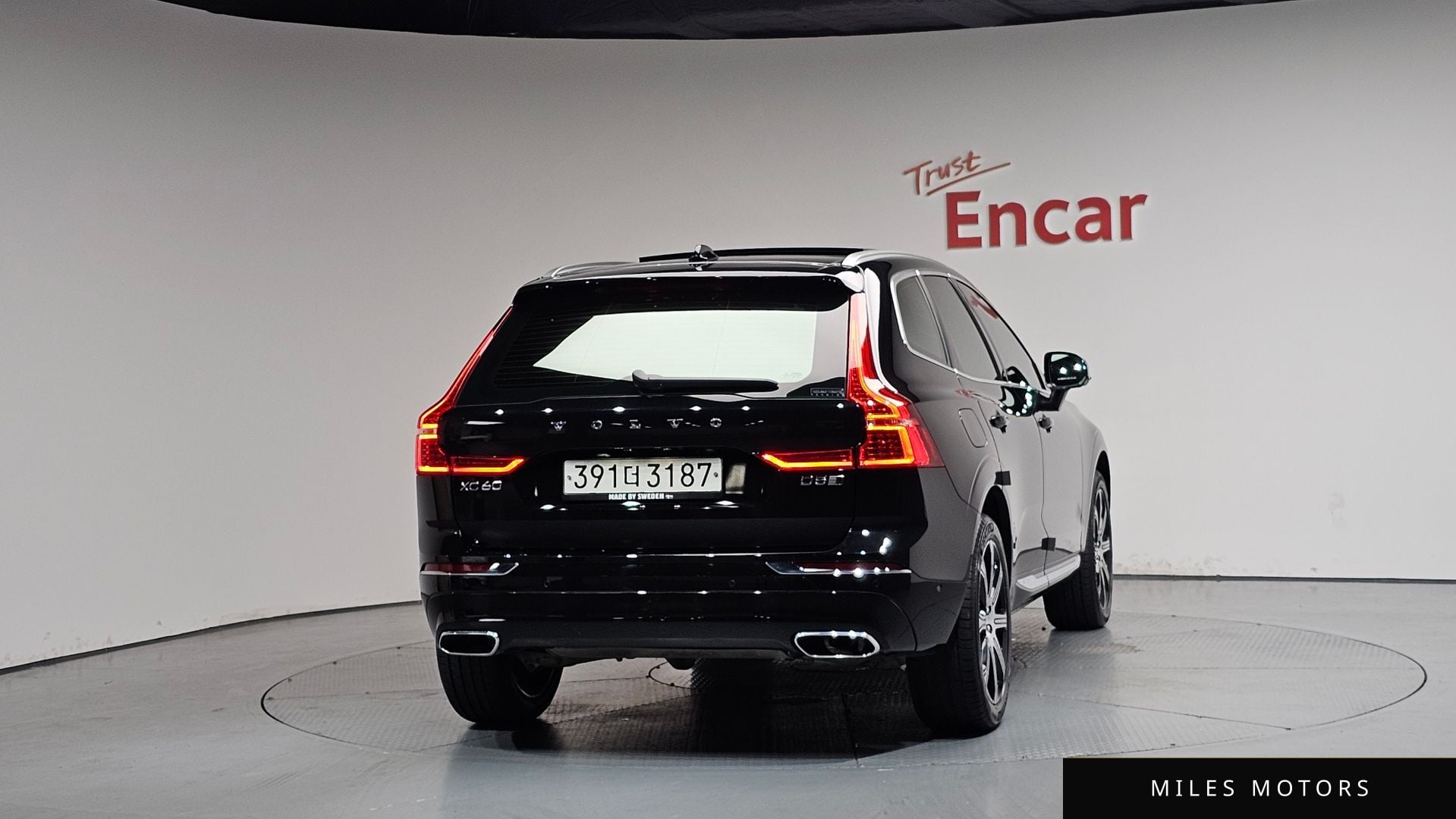 Volvo XC60 2020 — миниатюра 3