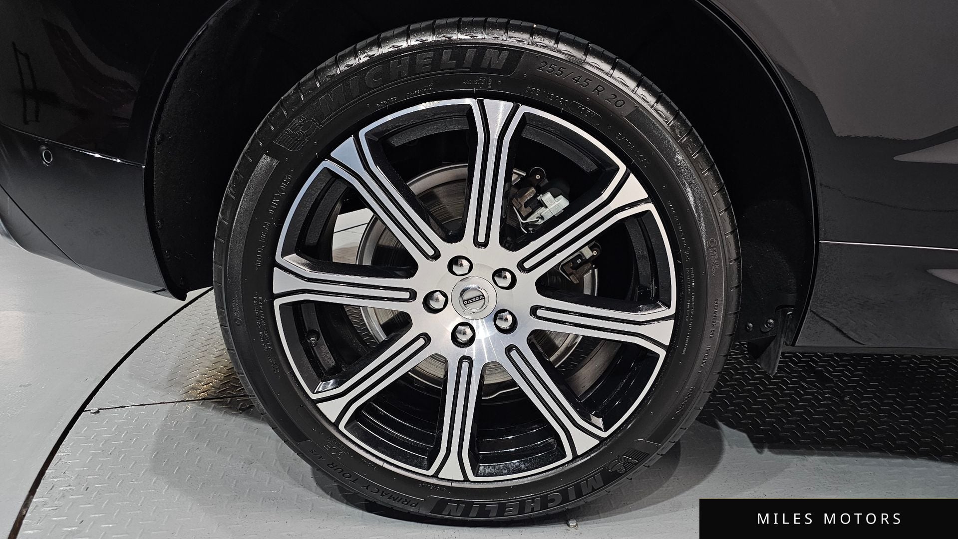 Volvo XC60 2020 — миниатюра 4