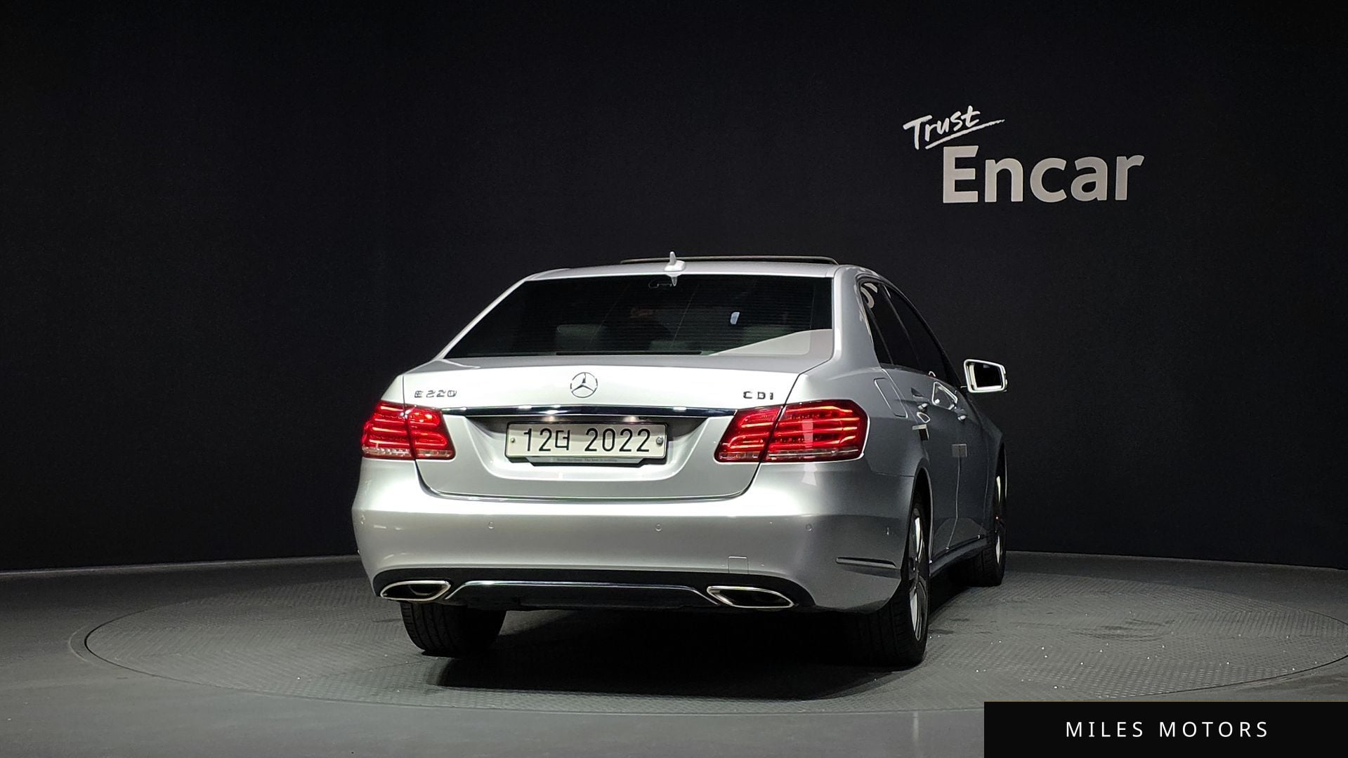 Mercedes-Benz E-Class W212 2014 — миниатюра 4