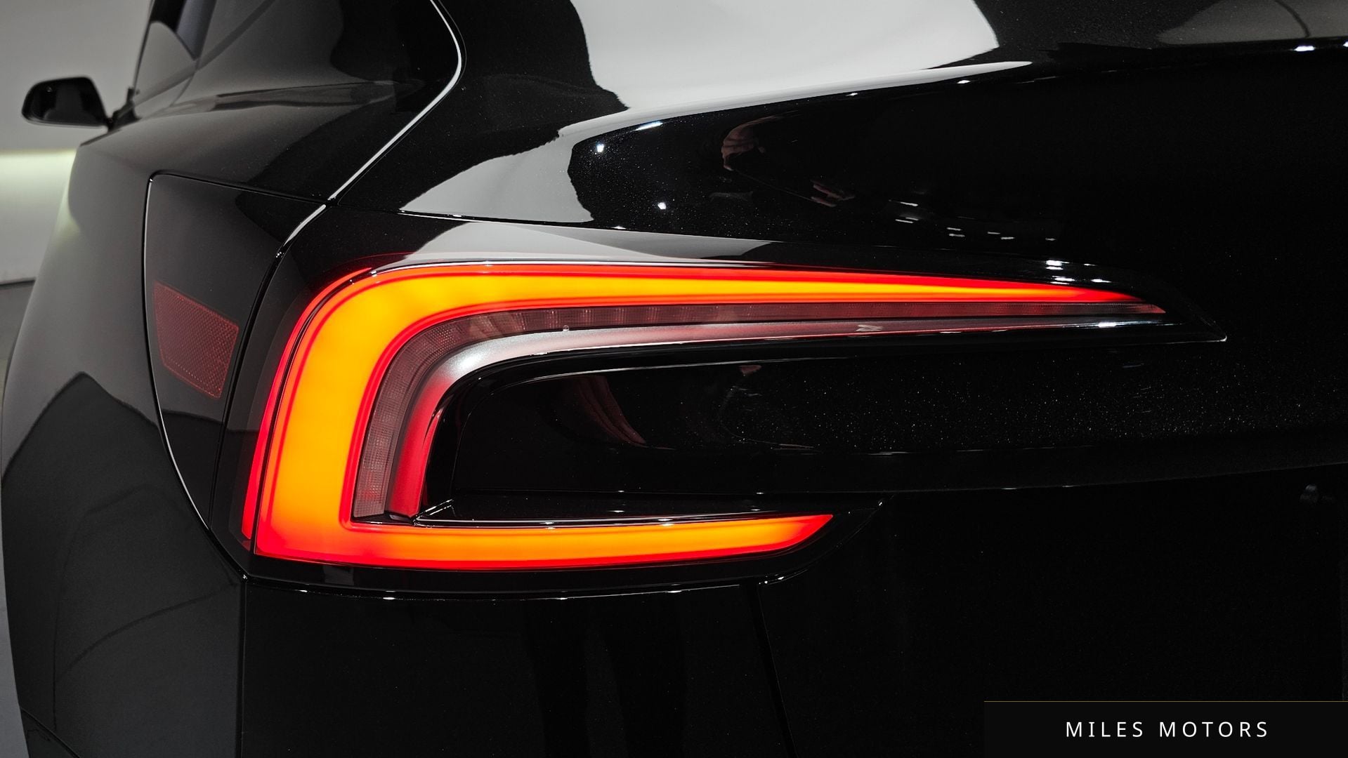 Tesla Model 3 2025 — миниатюра 8