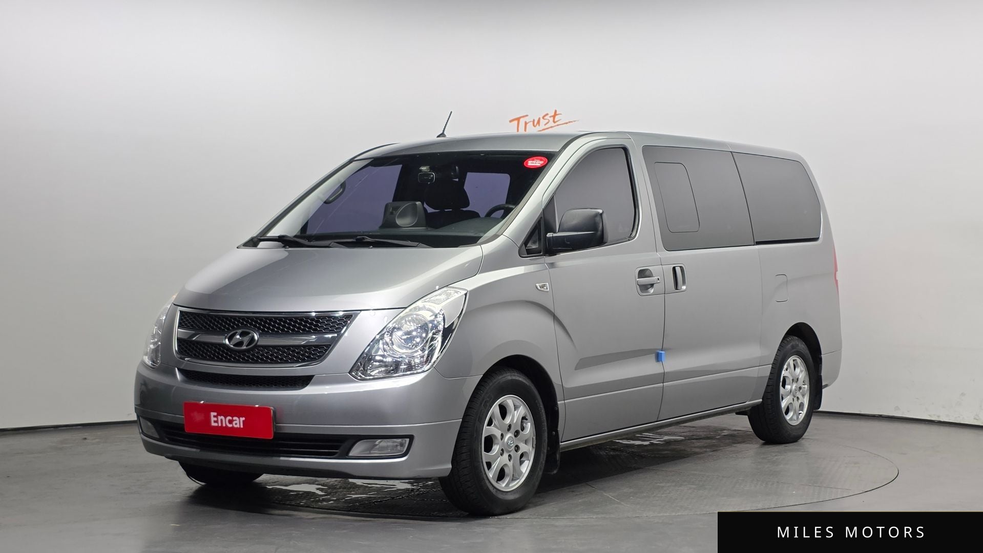 Hyundai Starex 2014 — фото 1 из 12