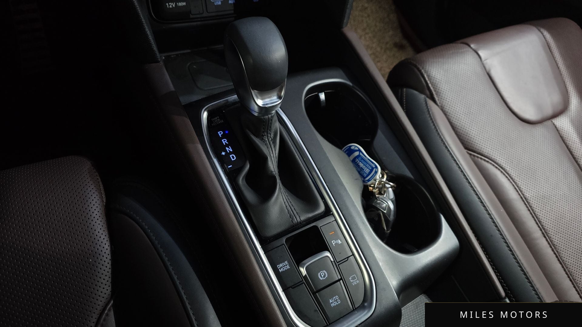 Hyundai Santafe 2019 — миниатюра 12