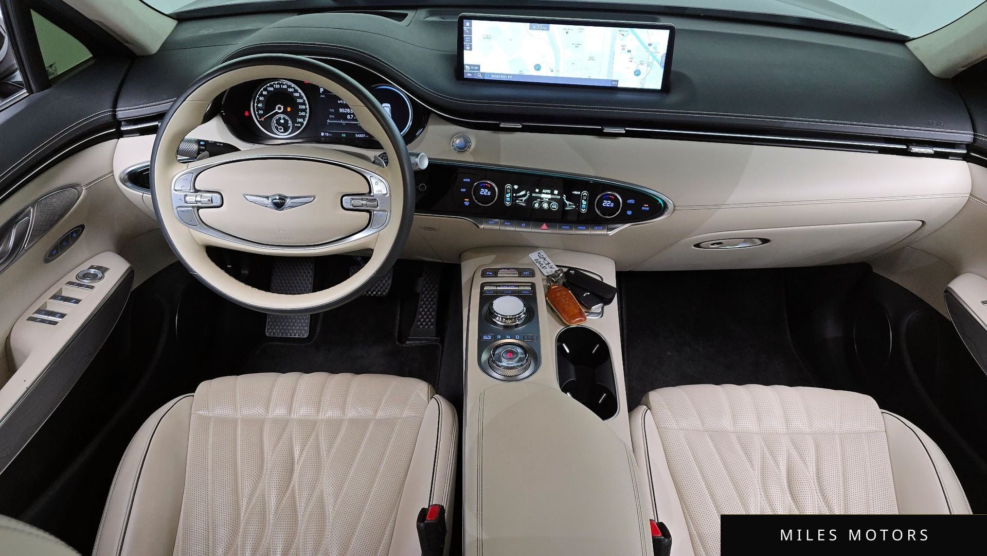 Genesis GV70 2022 — миниатюра 9