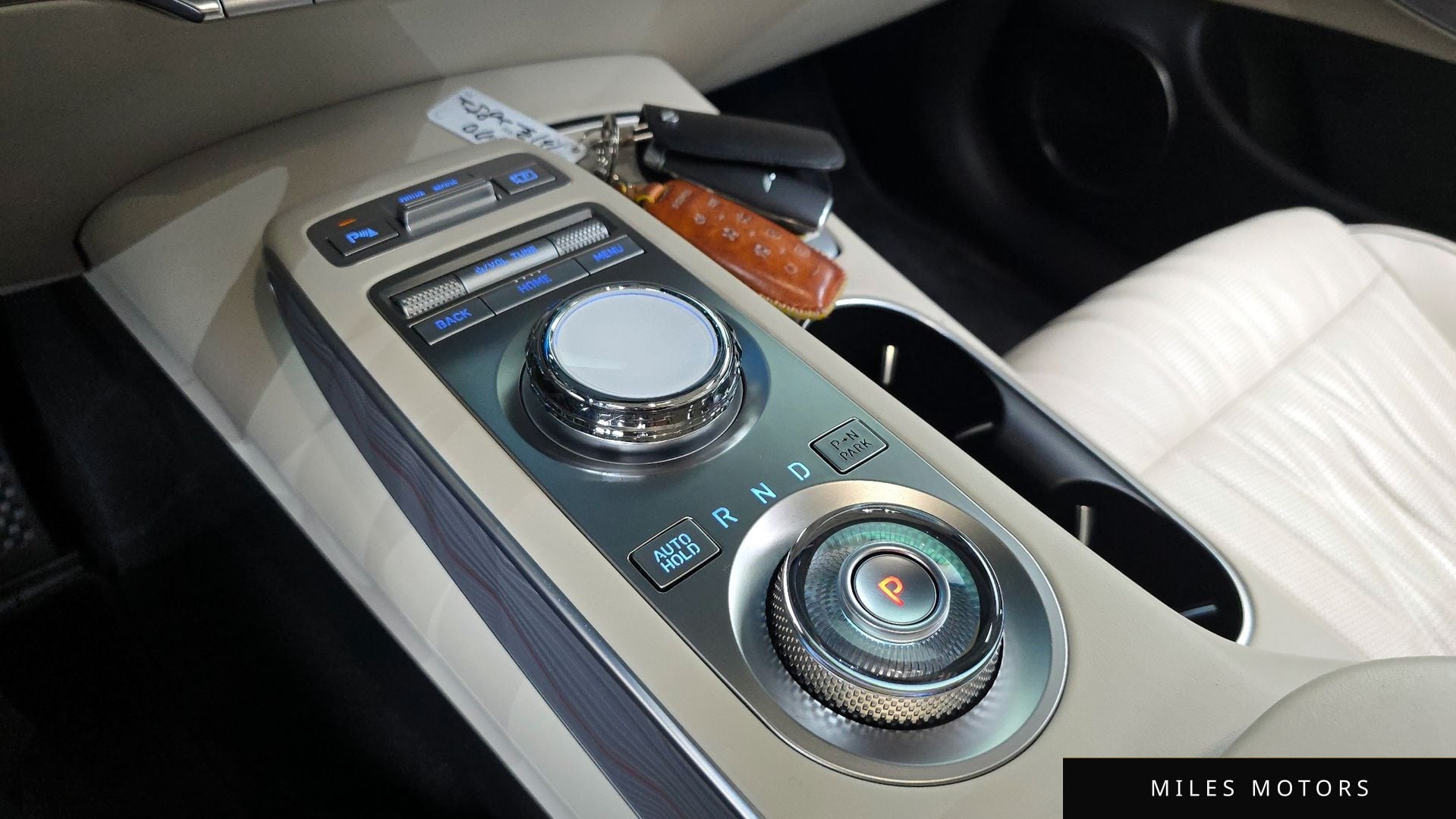 Genesis GV70 2022 — миниатюра 11