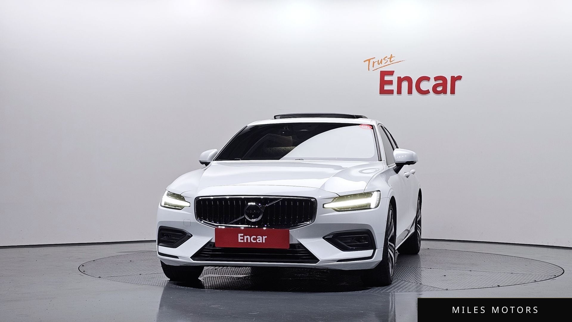 Volvo S60 2023 — миниатюра 3
