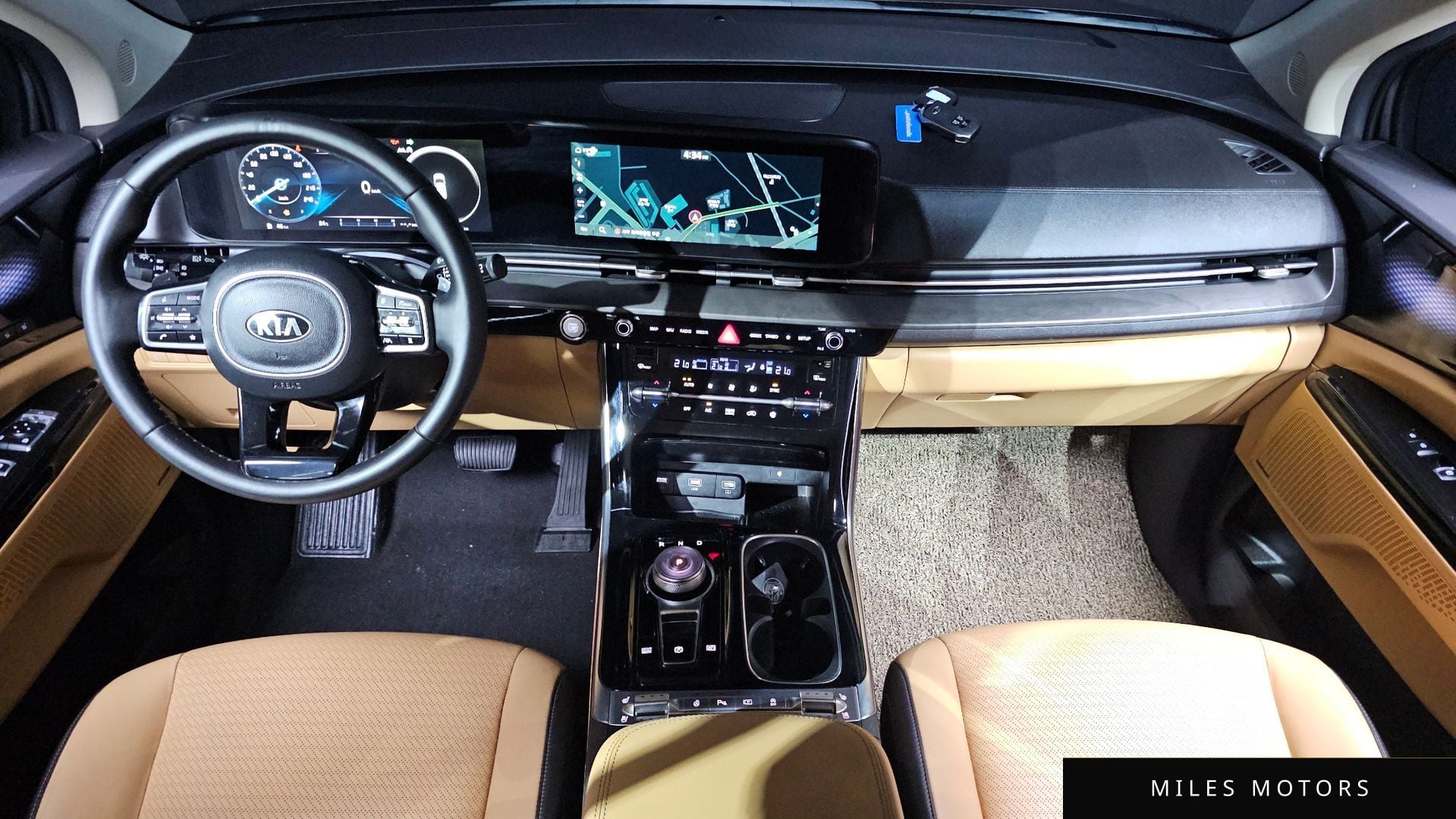 Kia Carnival 2021 — миниатюра 10