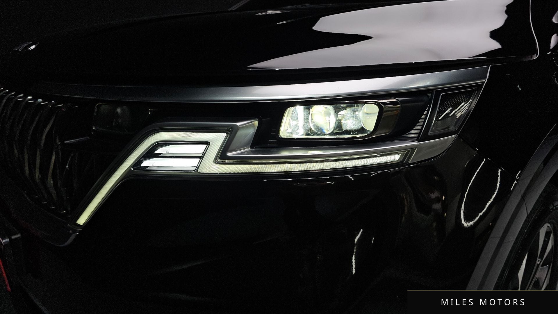Kia Carnival 2021 — миниатюра 8