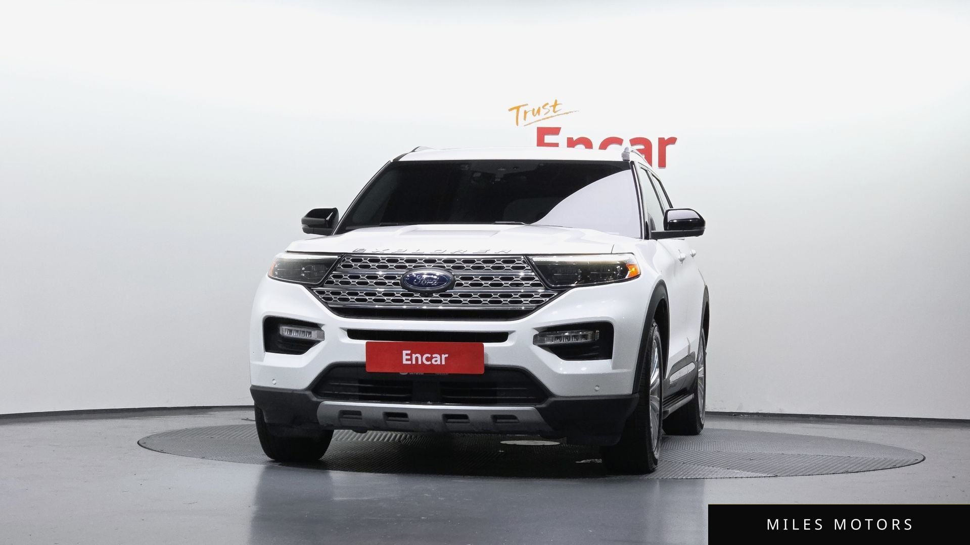 Ford Explorer 2021 — миниатюра 3