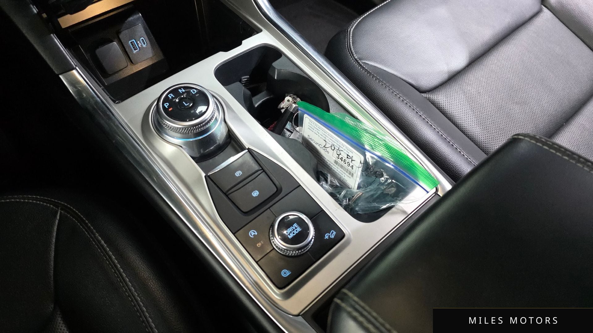 Ford Explorer 2021 — миниатюра 9
