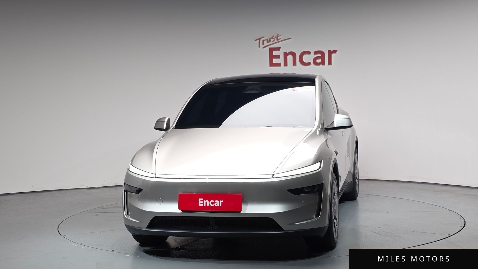 Tesla Model Y 2026 — миниатюра 2