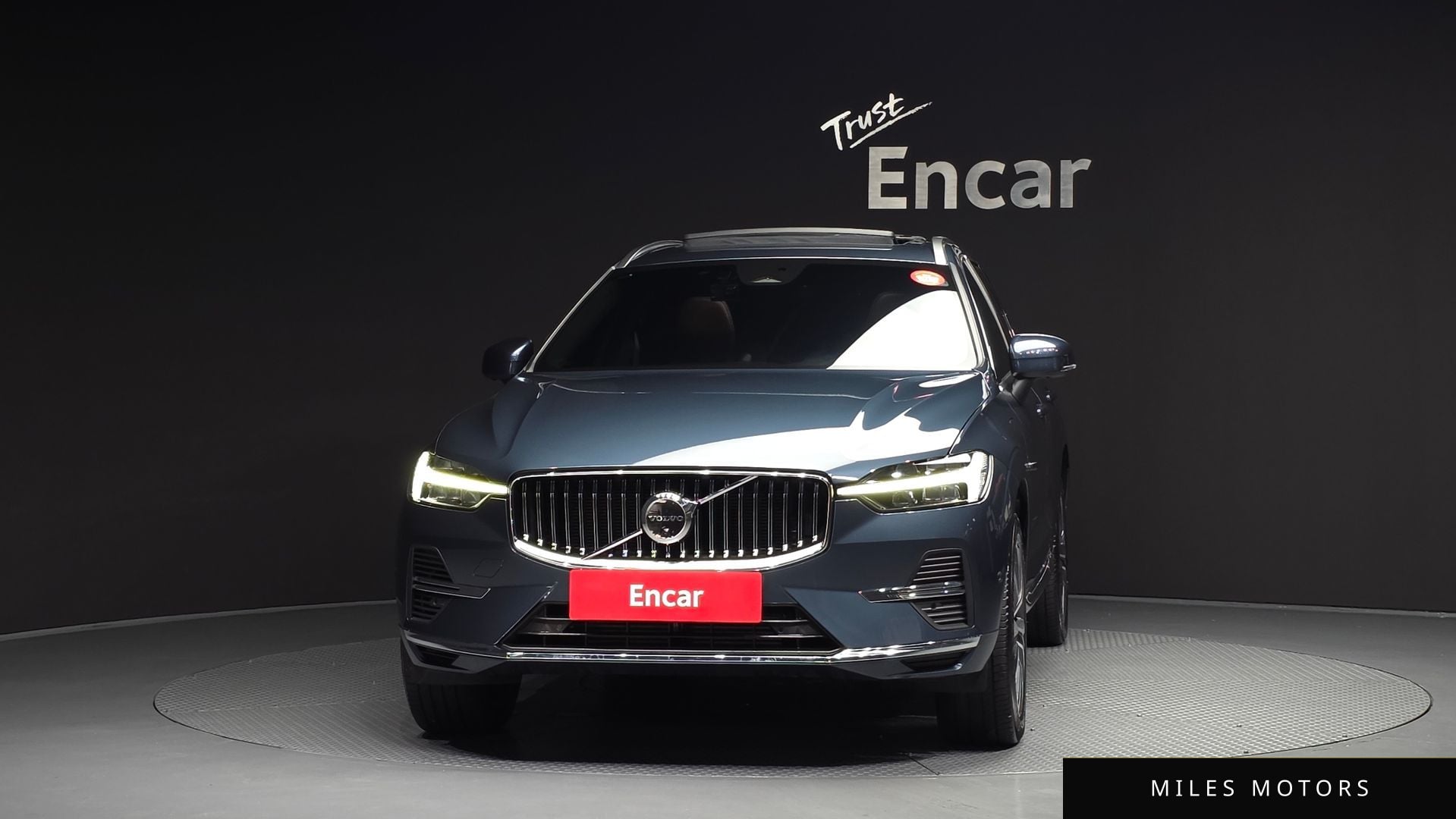 Volvo XC60 2022 — миниатюра 3