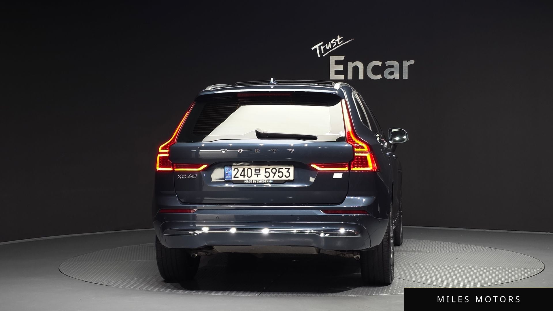 Volvo XC60 2022 — миниатюра 4