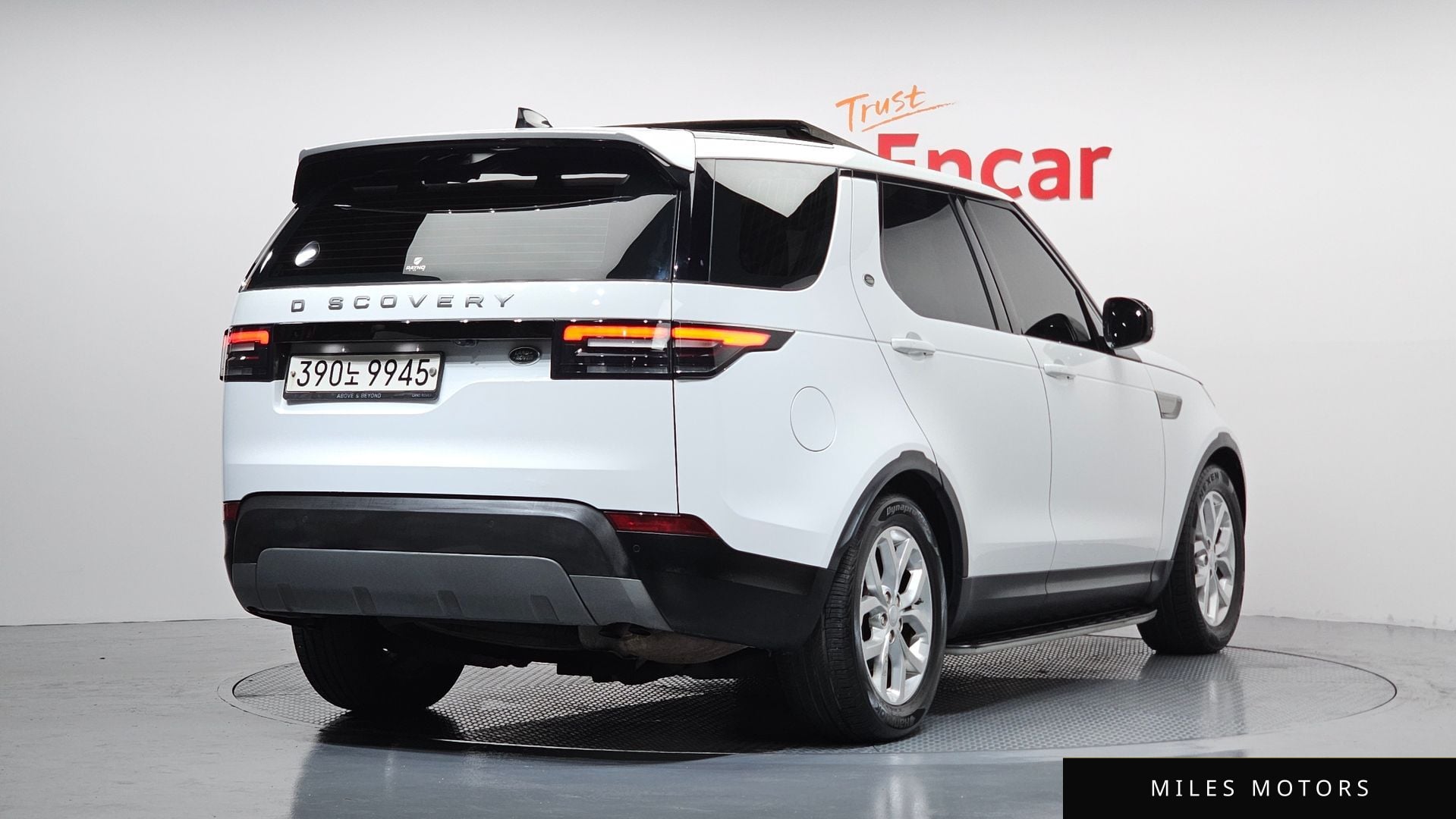 Land Rover Discovery 2018 — миниатюра 2