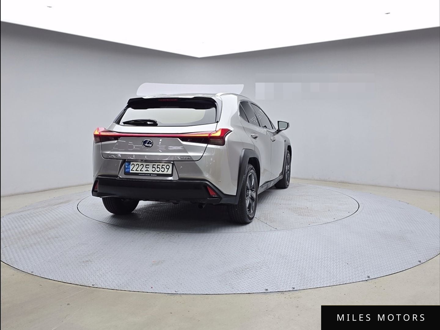 Лексус UX250h 2020 — миниатюра 2