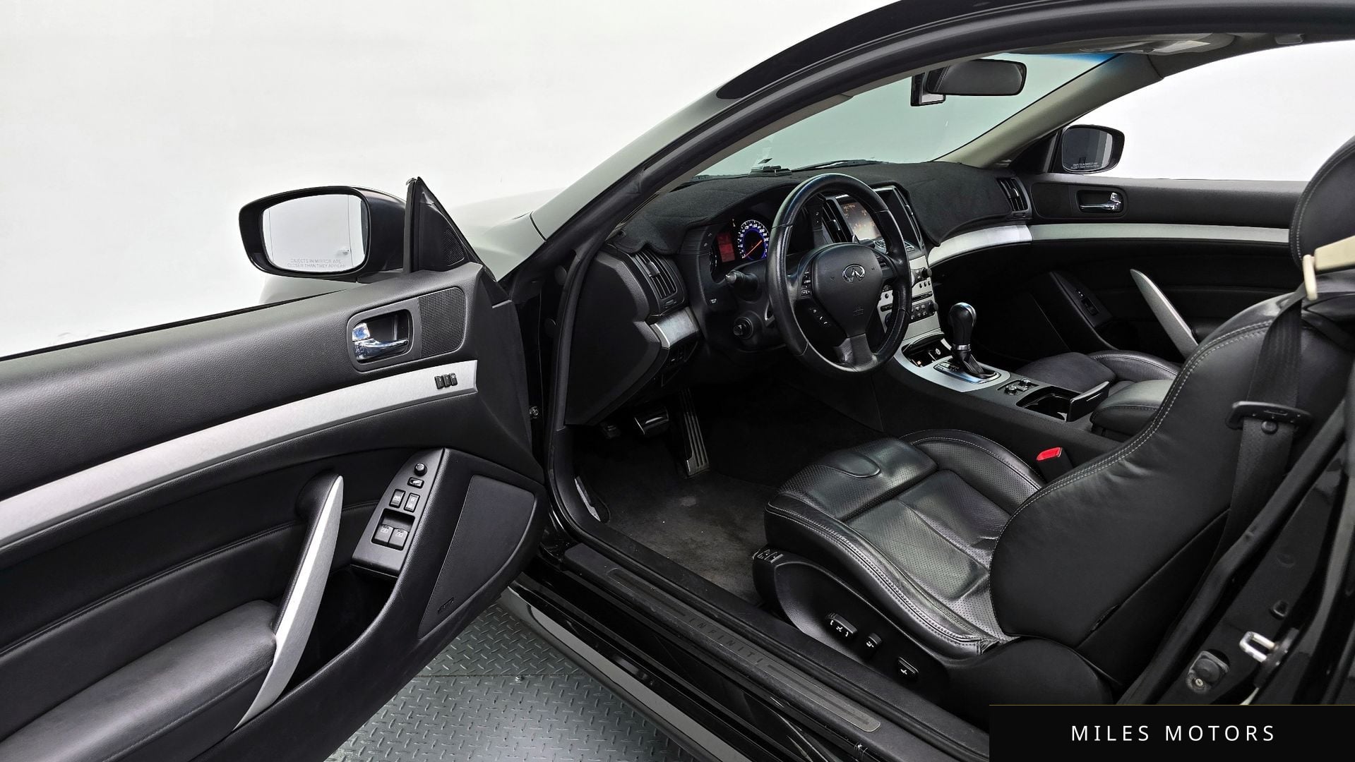 Infiniti G37 2009 — миниатюра 10
