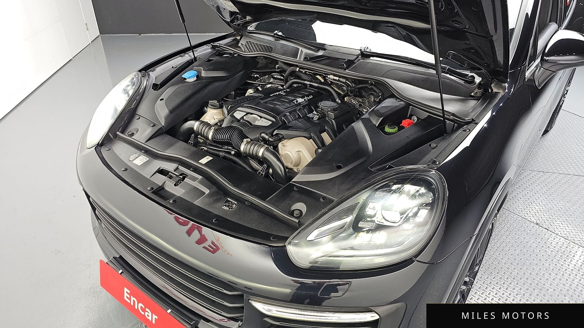 Porsche Cayenne 2015 — миниатюра 6
