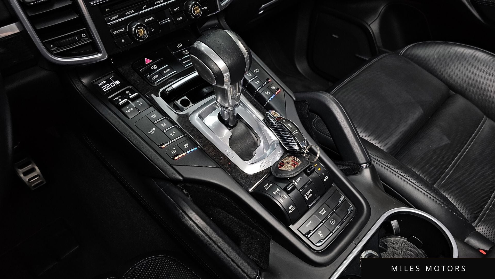 Porsche Cayenne 2015 — миниатюра 9