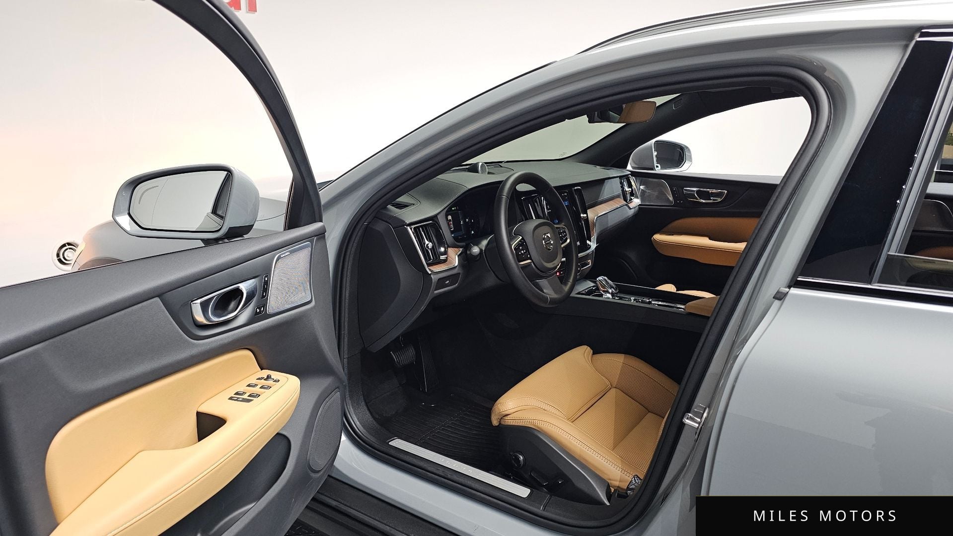 Volvo V60 2024 — миниатюра 12