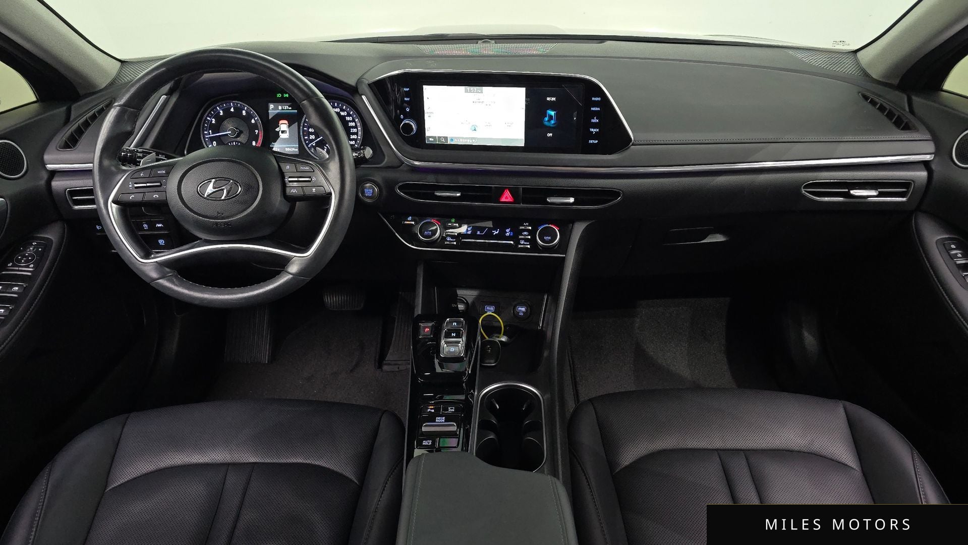 Hyundai Sonata 2023 — миниатюра 7