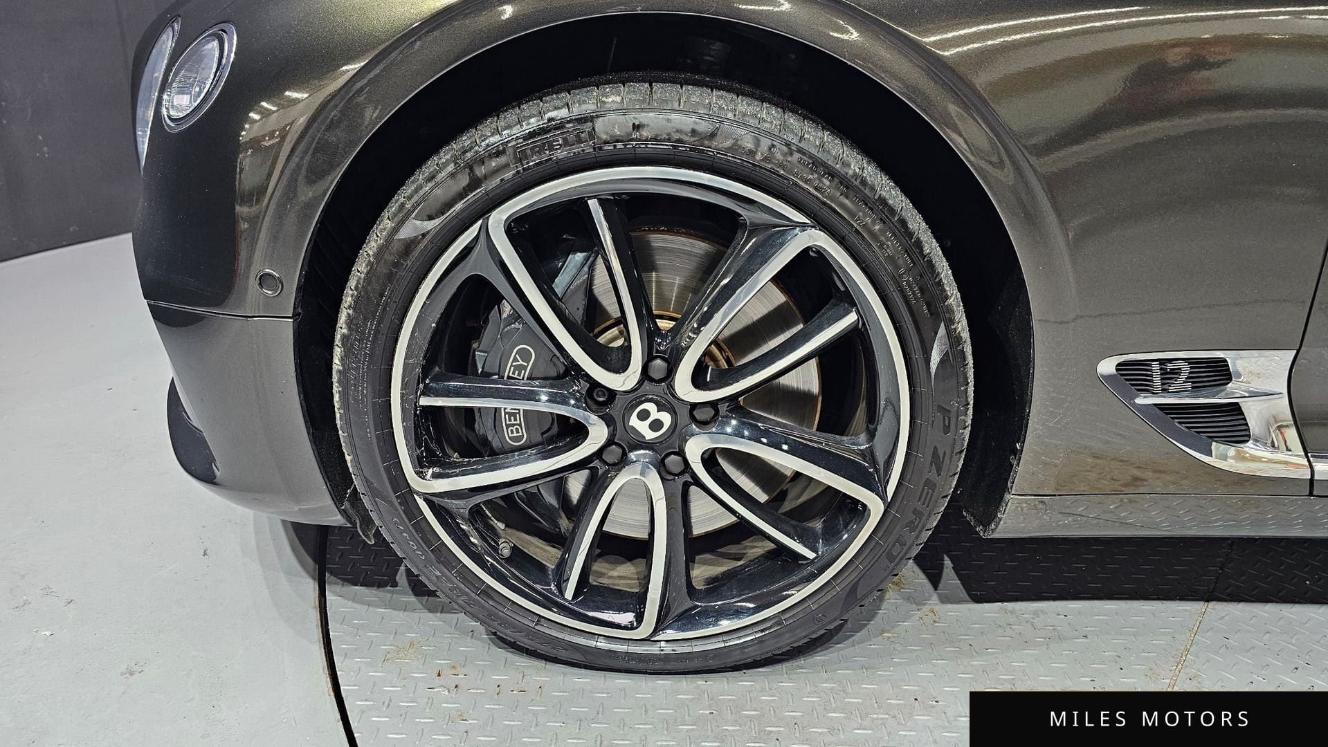 Bentley Continental GT 2019 — миниатюра 5