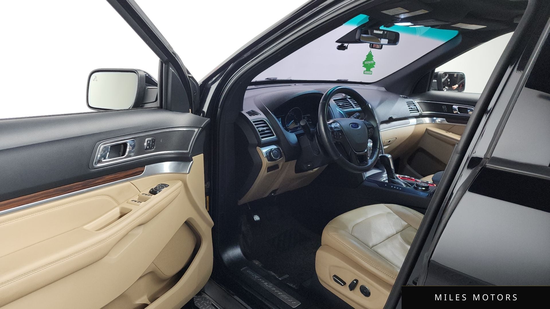 Ford Explorer 2017 — миниатюра 10