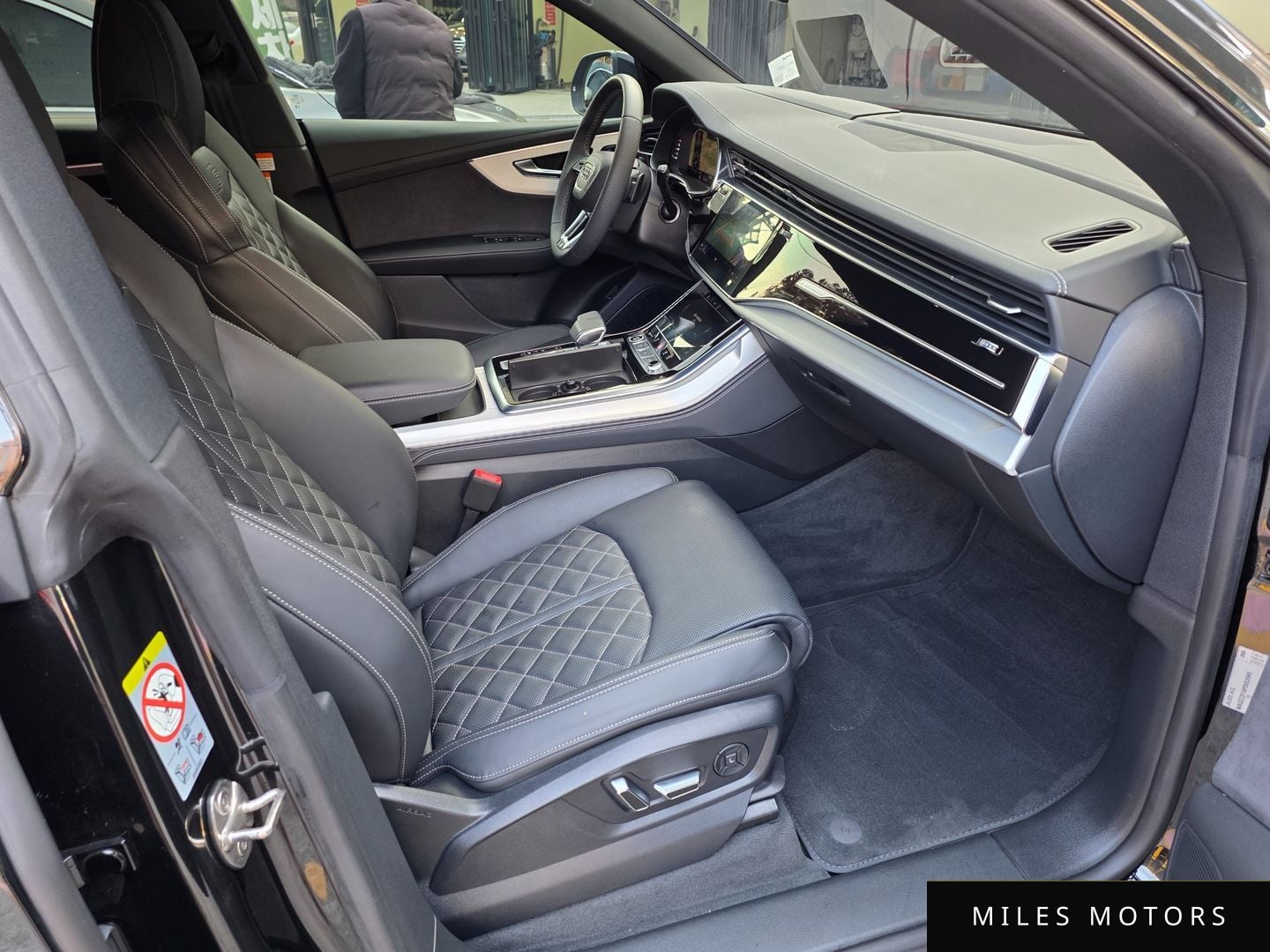 Audi Q8 (4M) 2023 — миниатюра 8