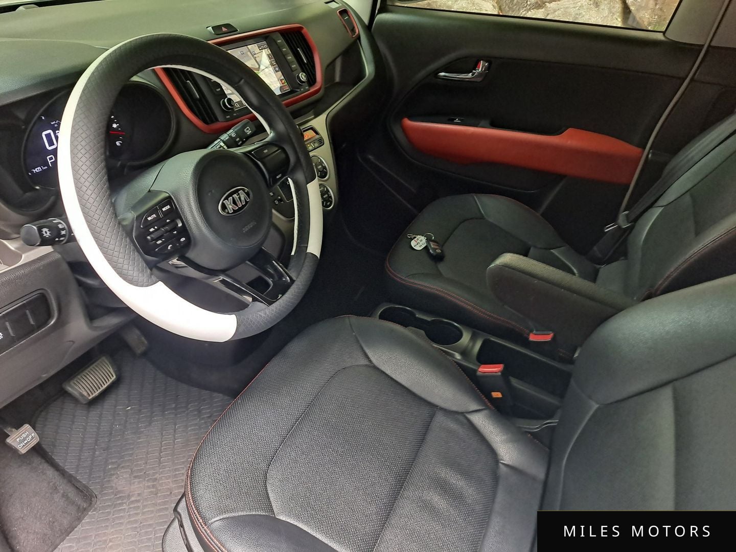 Kia RAY 2018 — фото 1 из 12