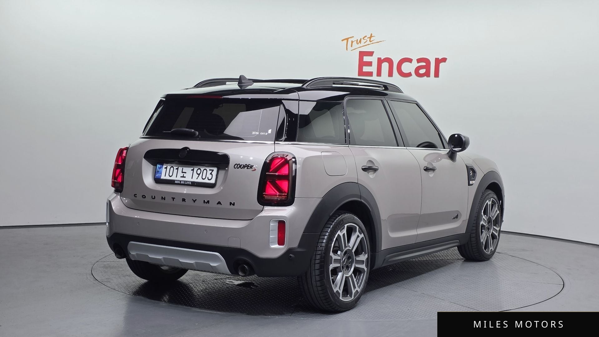 MINI Countryman 2023 — миниатюра 2