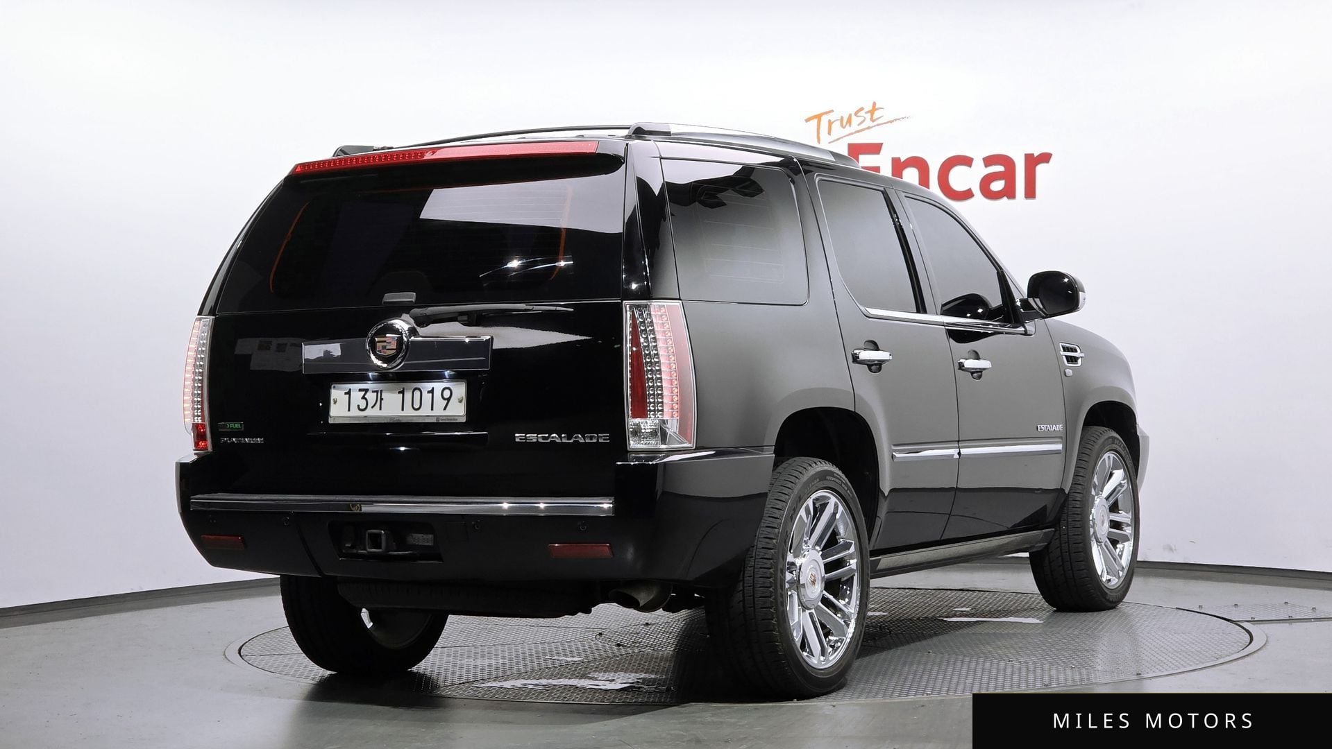 Cadillac Escalade 2011 — миниатюра 2