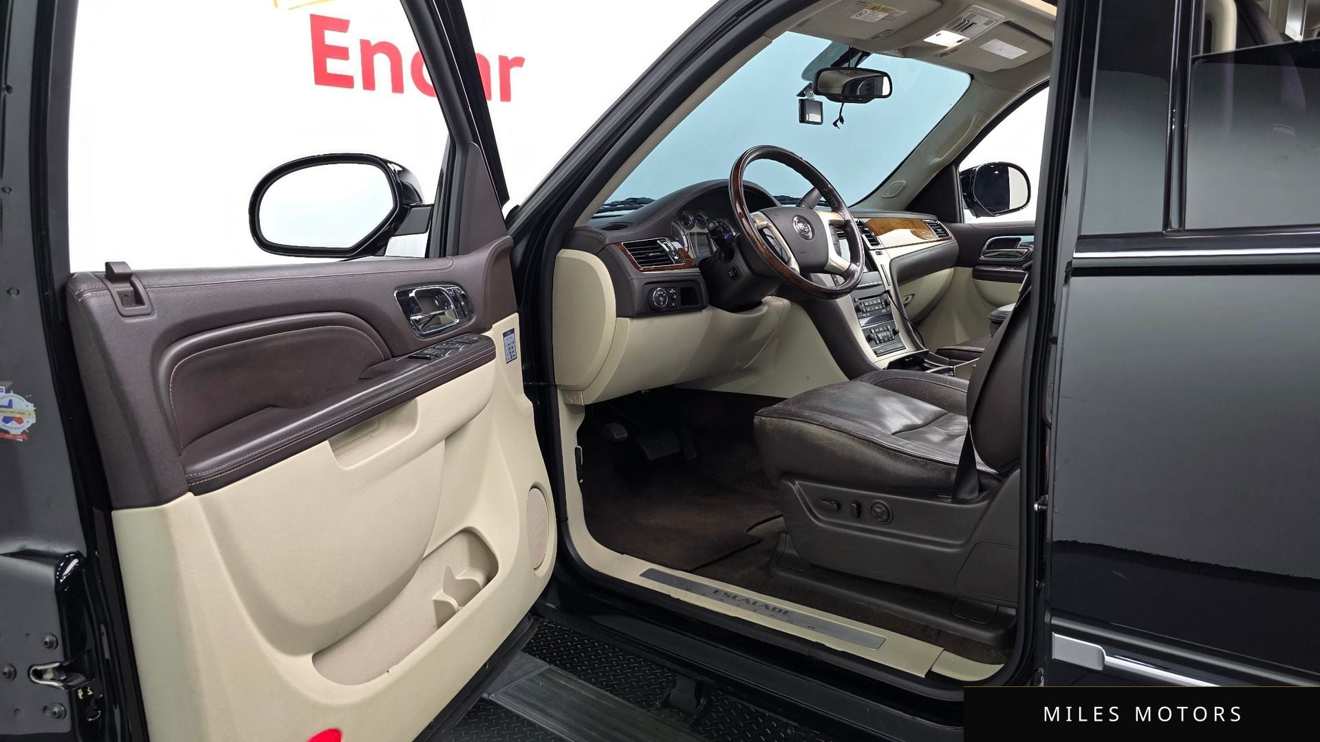 Cadillac Escalade 2011 — миниатюра 10