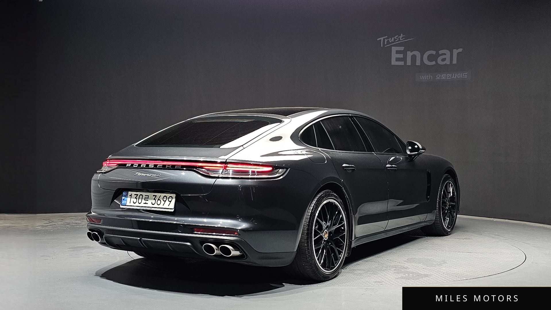 Porsche Panamera 2021 — миниатюра 2