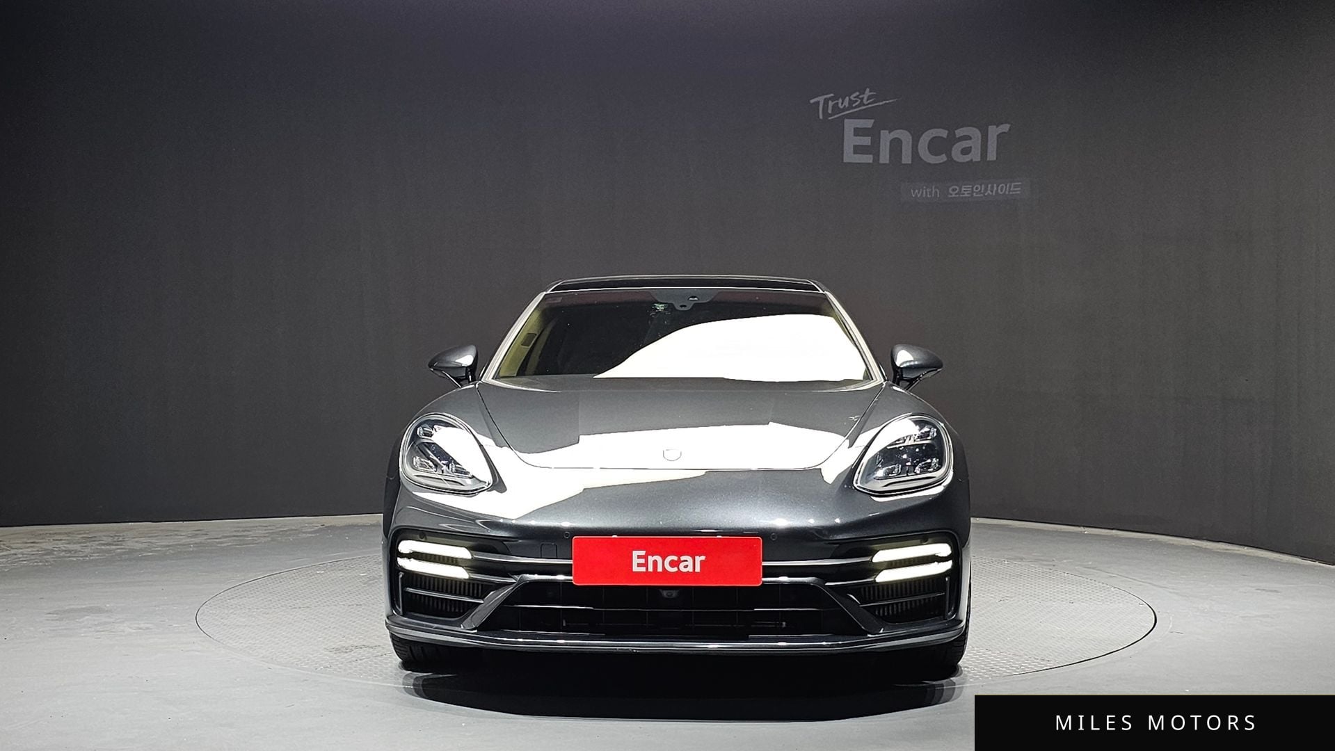 Porsche Panamera 2021 — миниатюра 3