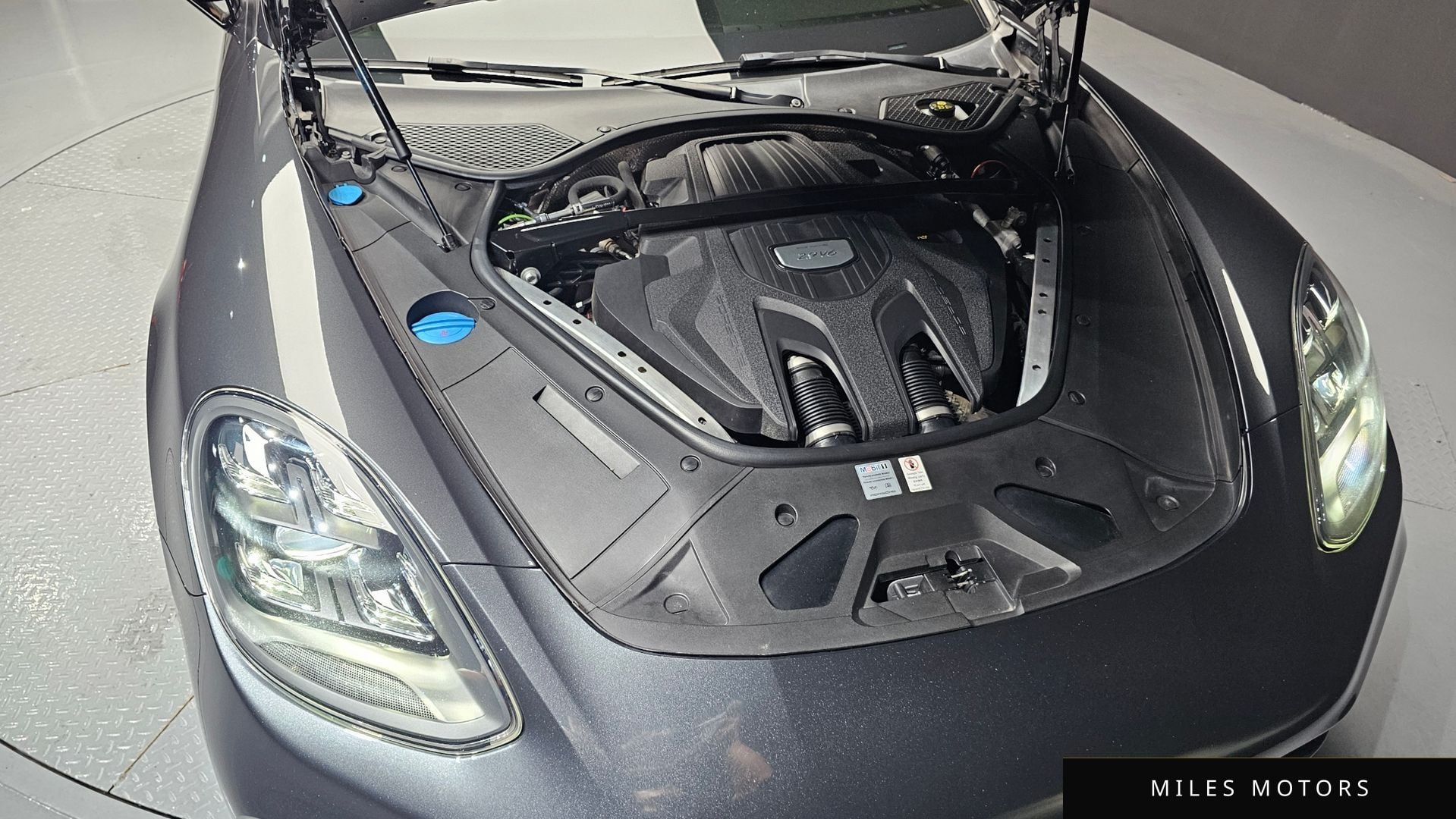 Porsche Panamera 2021 — миниатюра 6