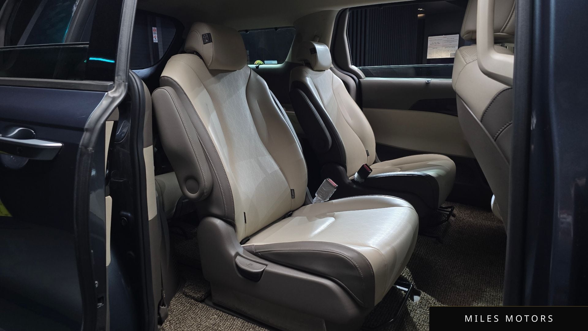 Kia Carnival 2021 — миниатюра 12