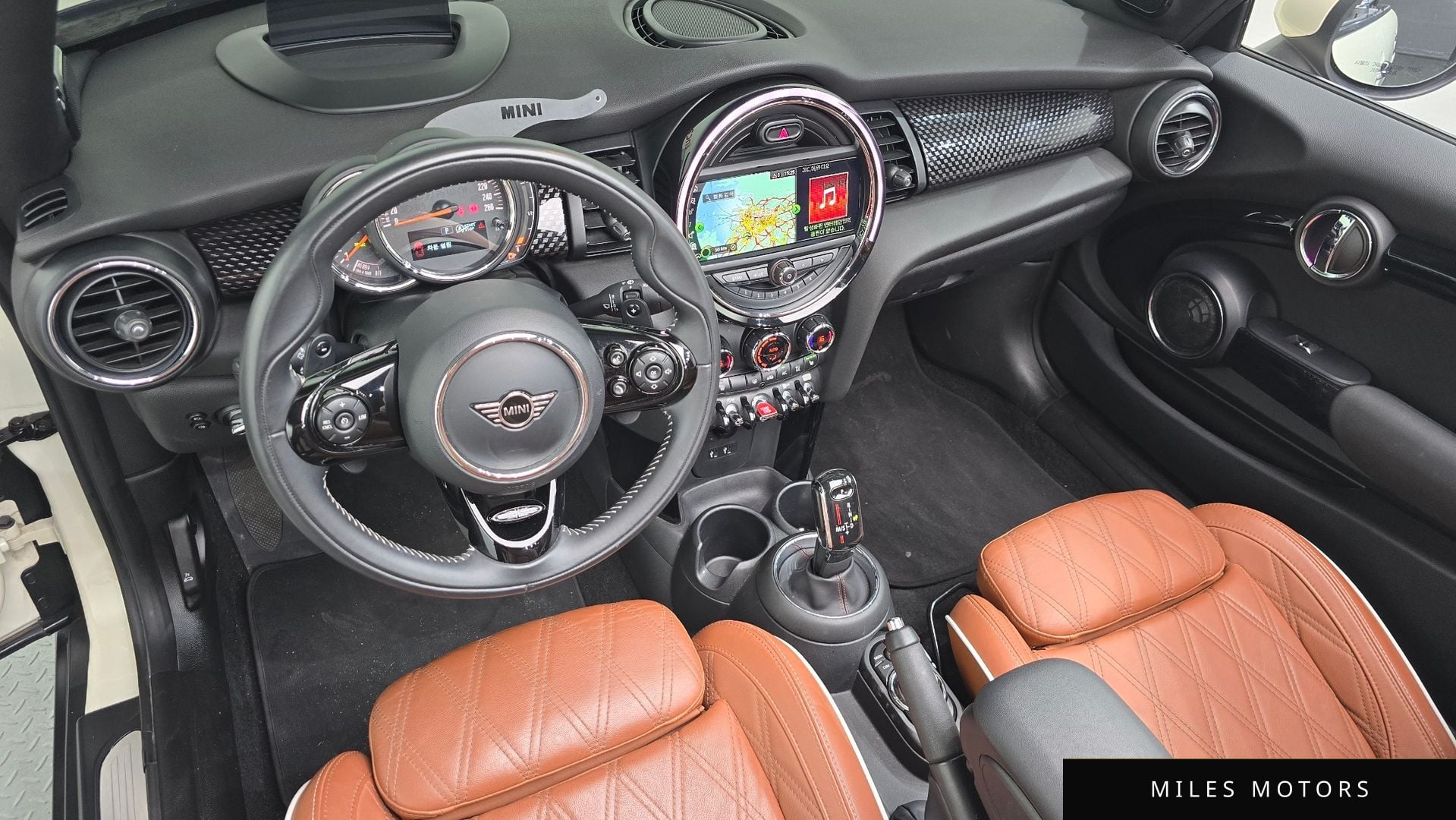 MINI Cooper Convertible 2020 — миниатюра 7