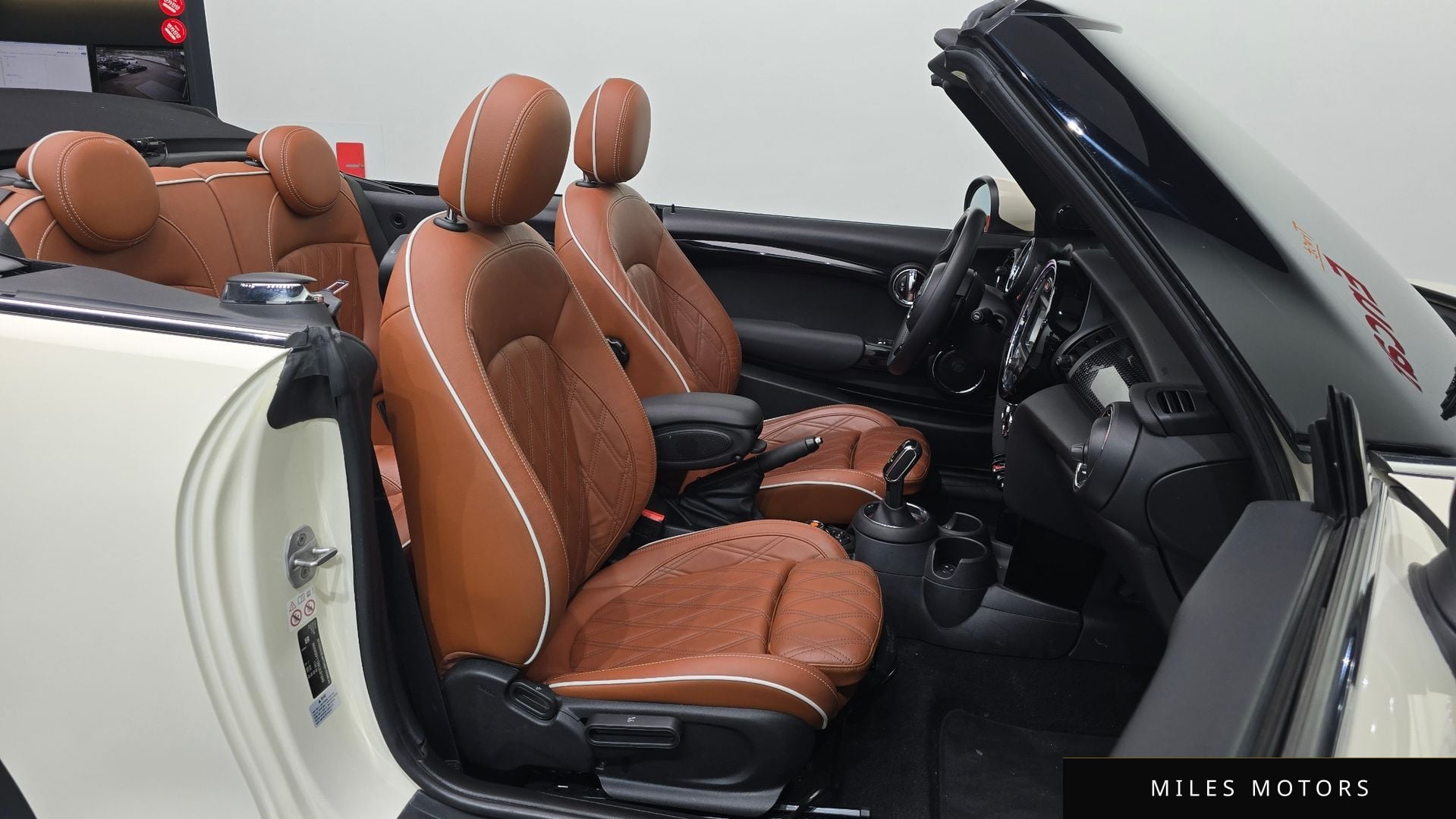 MINI Cooper Convertible 2020 — миниатюра 12