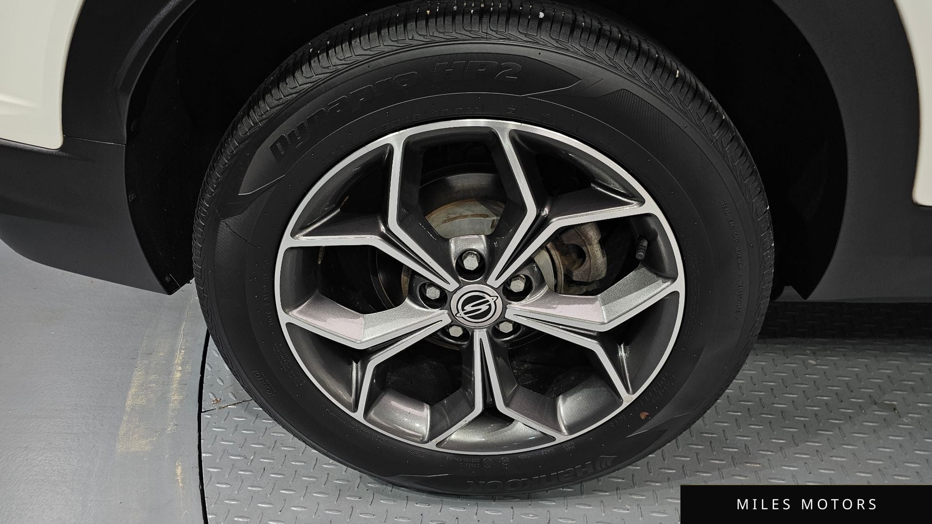 KG Mobility Beautiful Korando 2022 — миниатюра 5