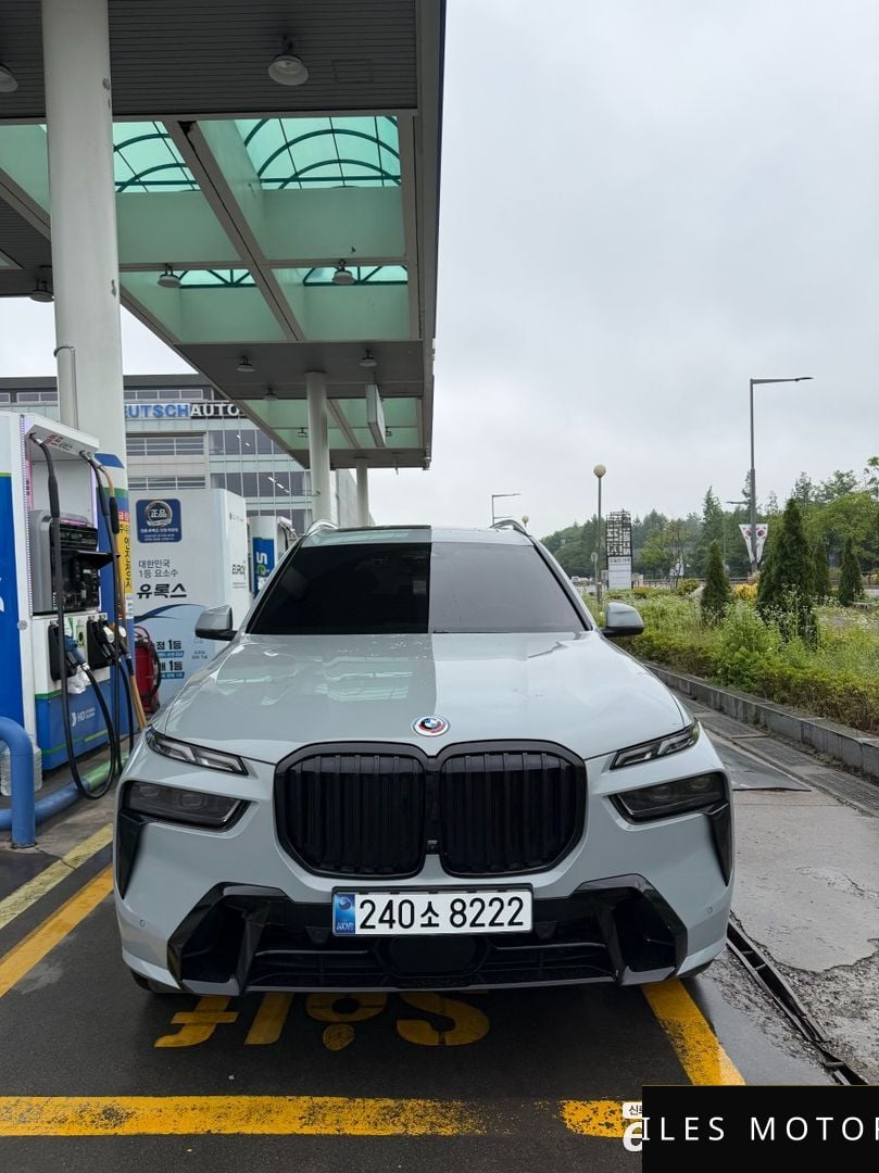 BMW X7 (G07) 2025 — миниатюра 3