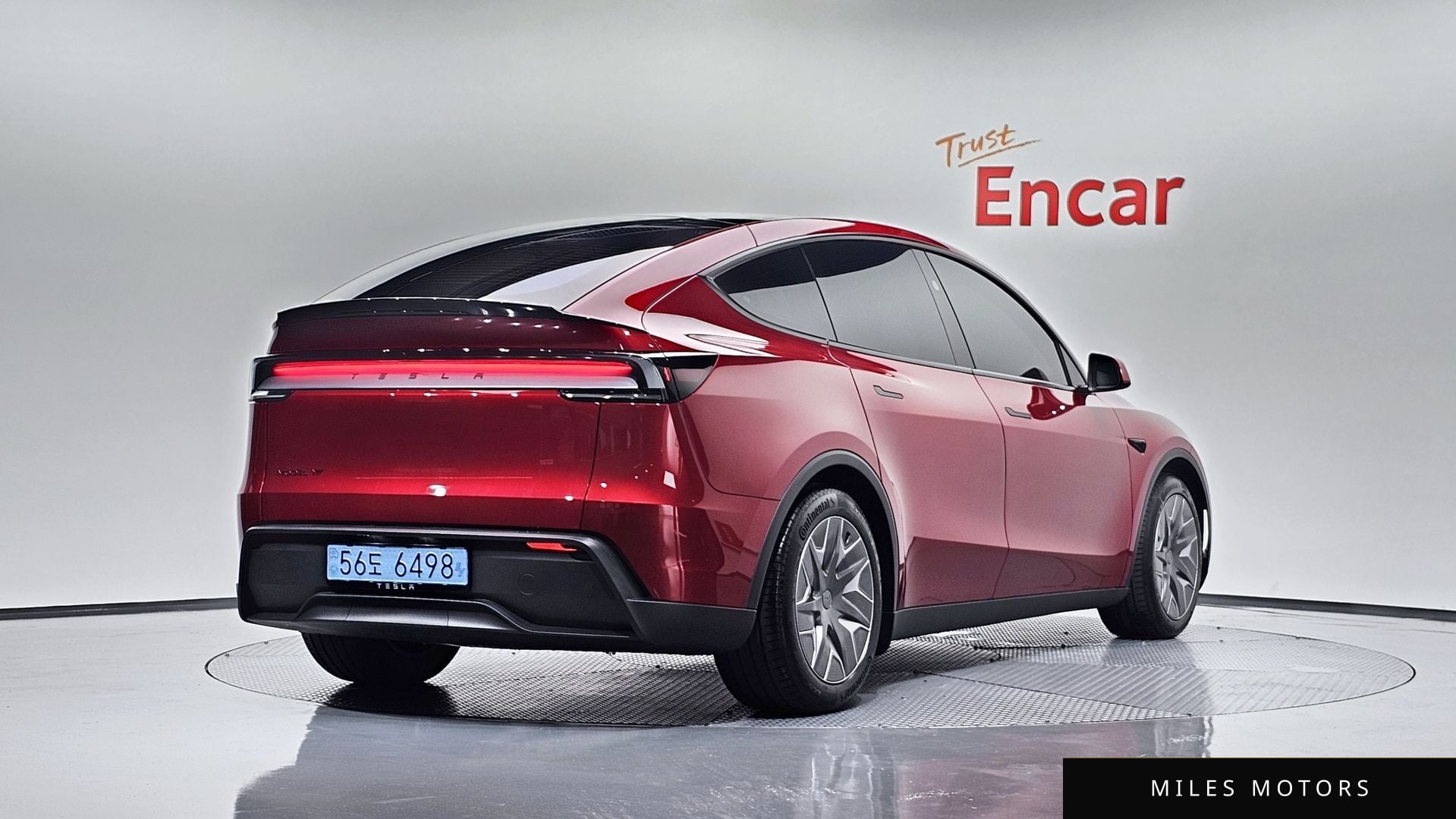 Tesla Model Y 2026