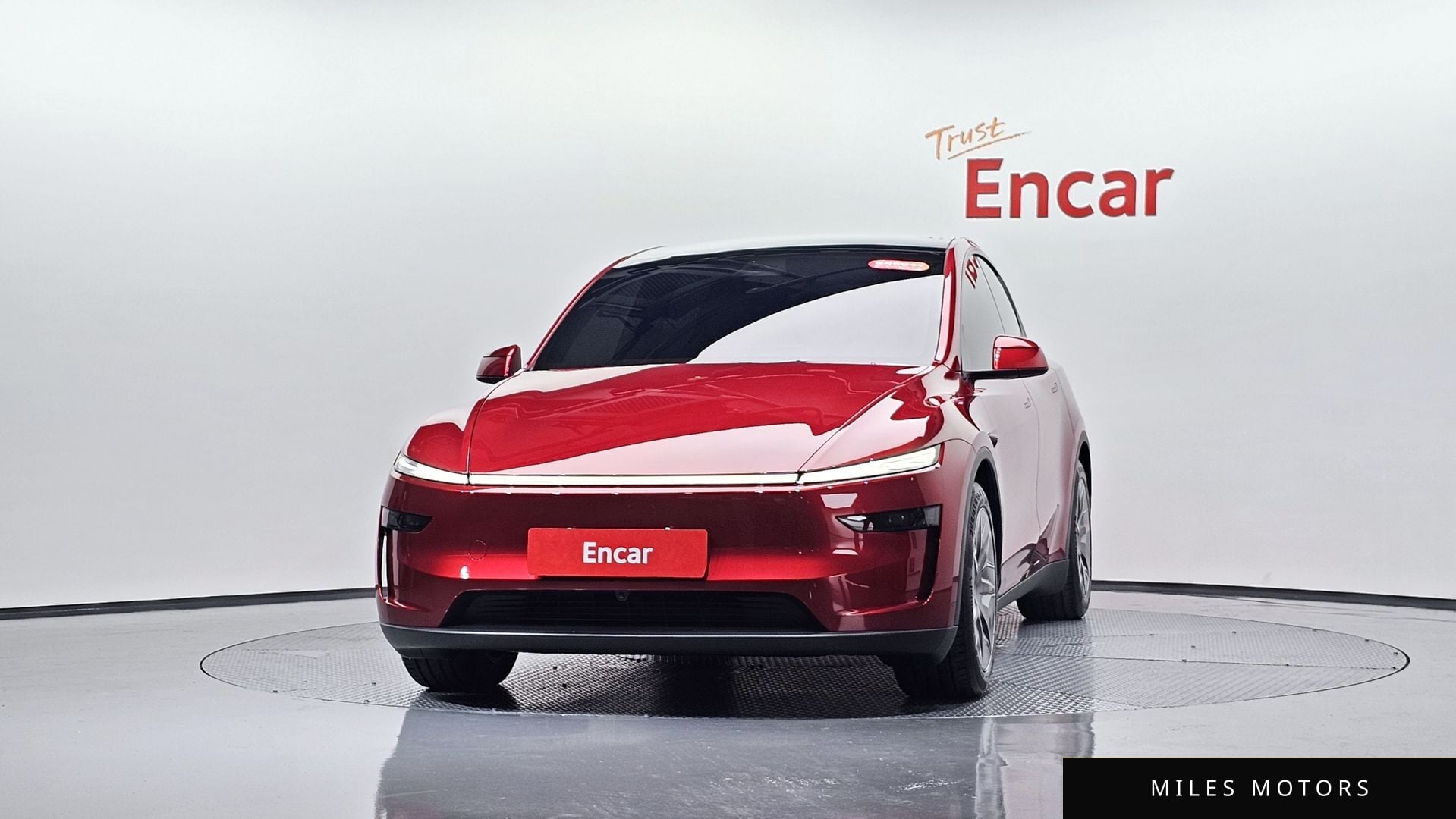 Tesla Model Y 2026 — миниатюра 2
