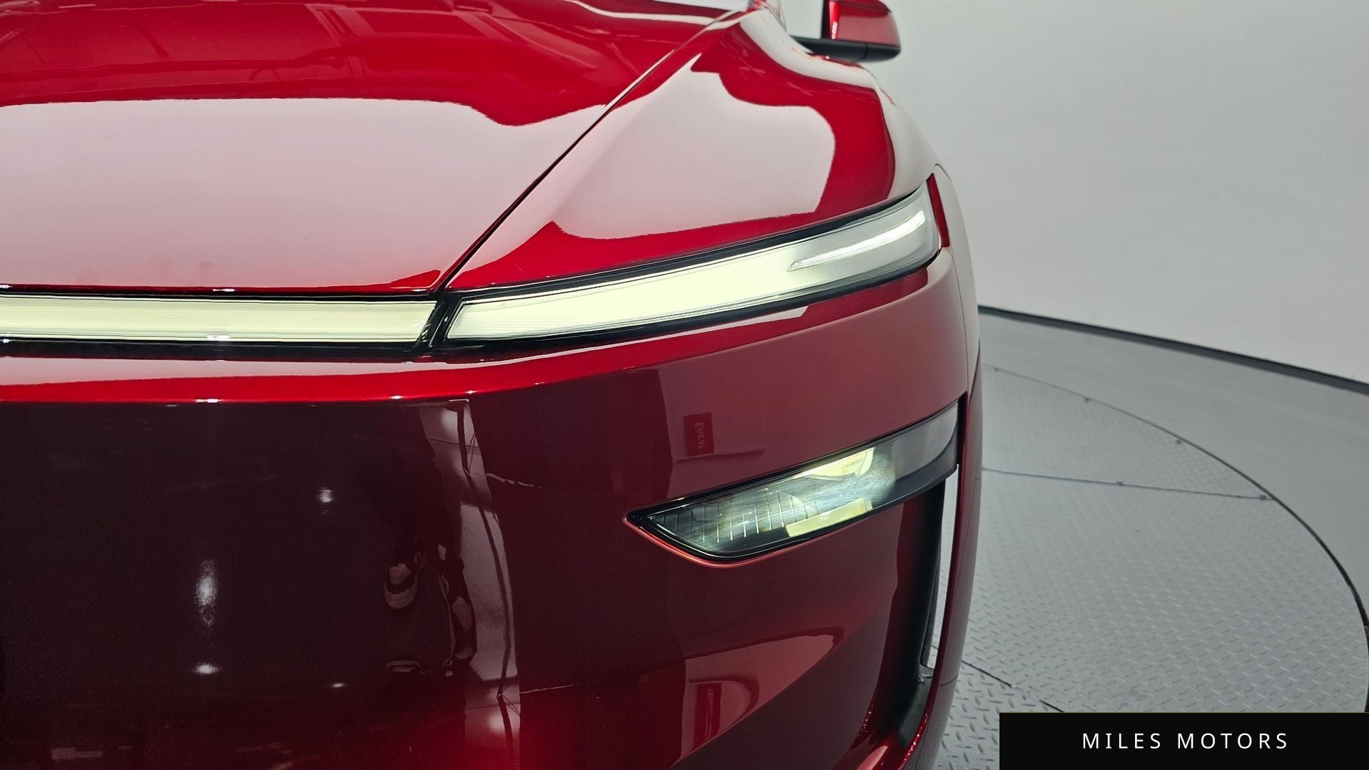 Tesla Model Y 2026 — миниатюра 7
