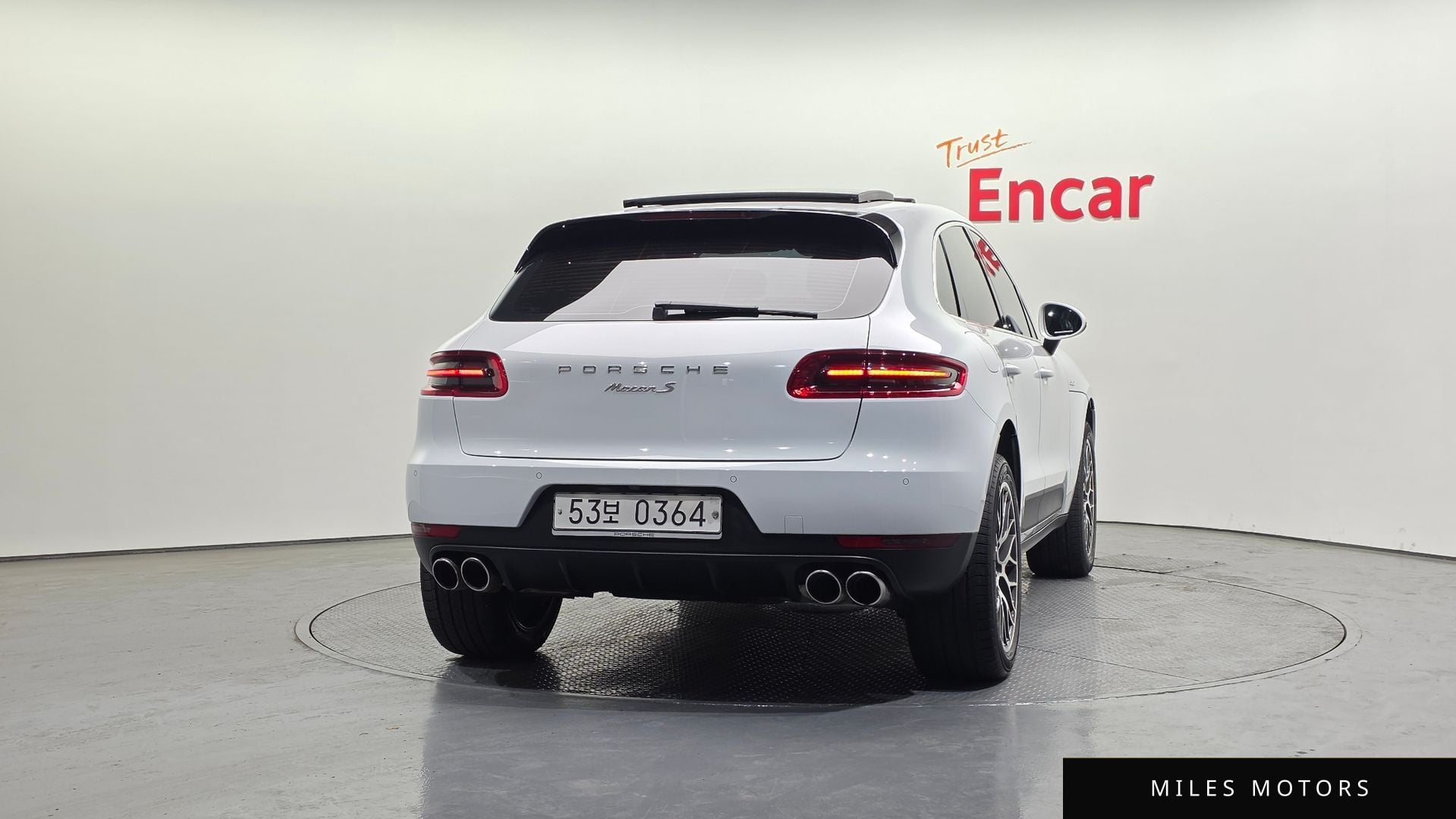 Porsche Macan 2017 — миниатюра 4