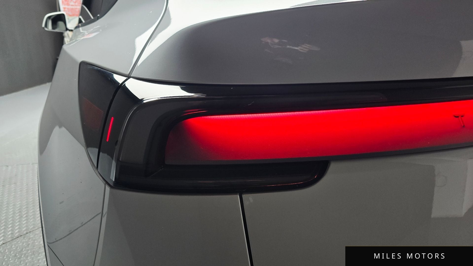 Tesla Model Y 2025 — миниатюра 9
